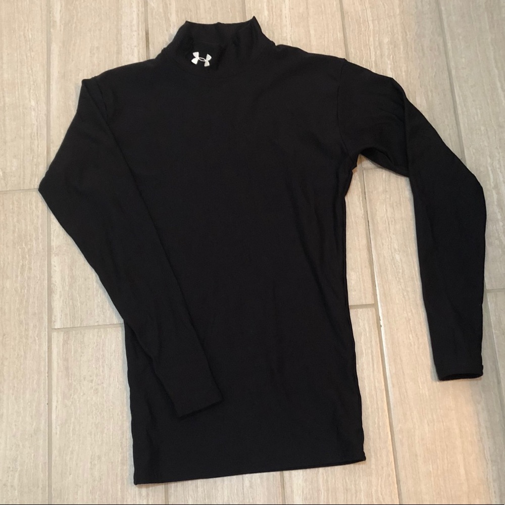 NWOT UNDER ARMOUR WOMENS COLD GEAR SHELL